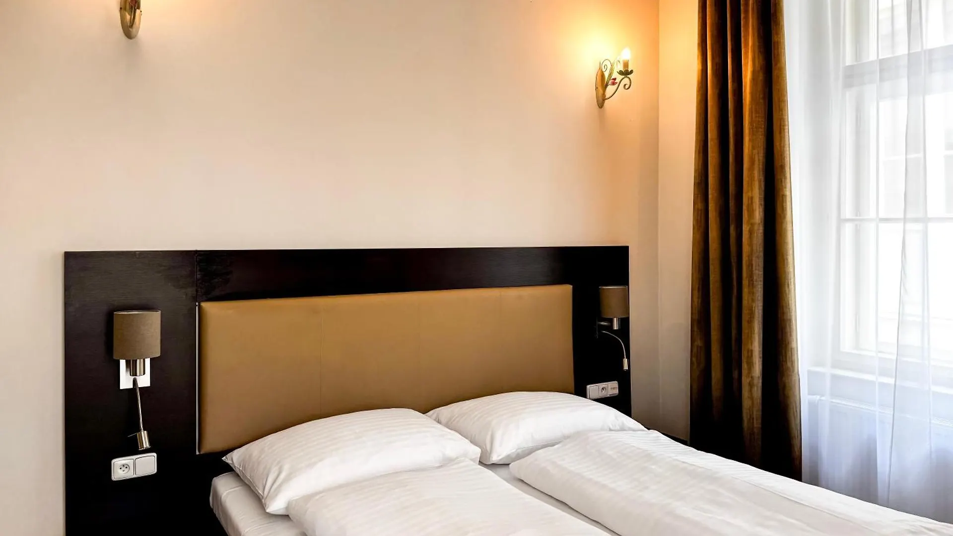 Residence Le Theatre 마리안스케 라즈네