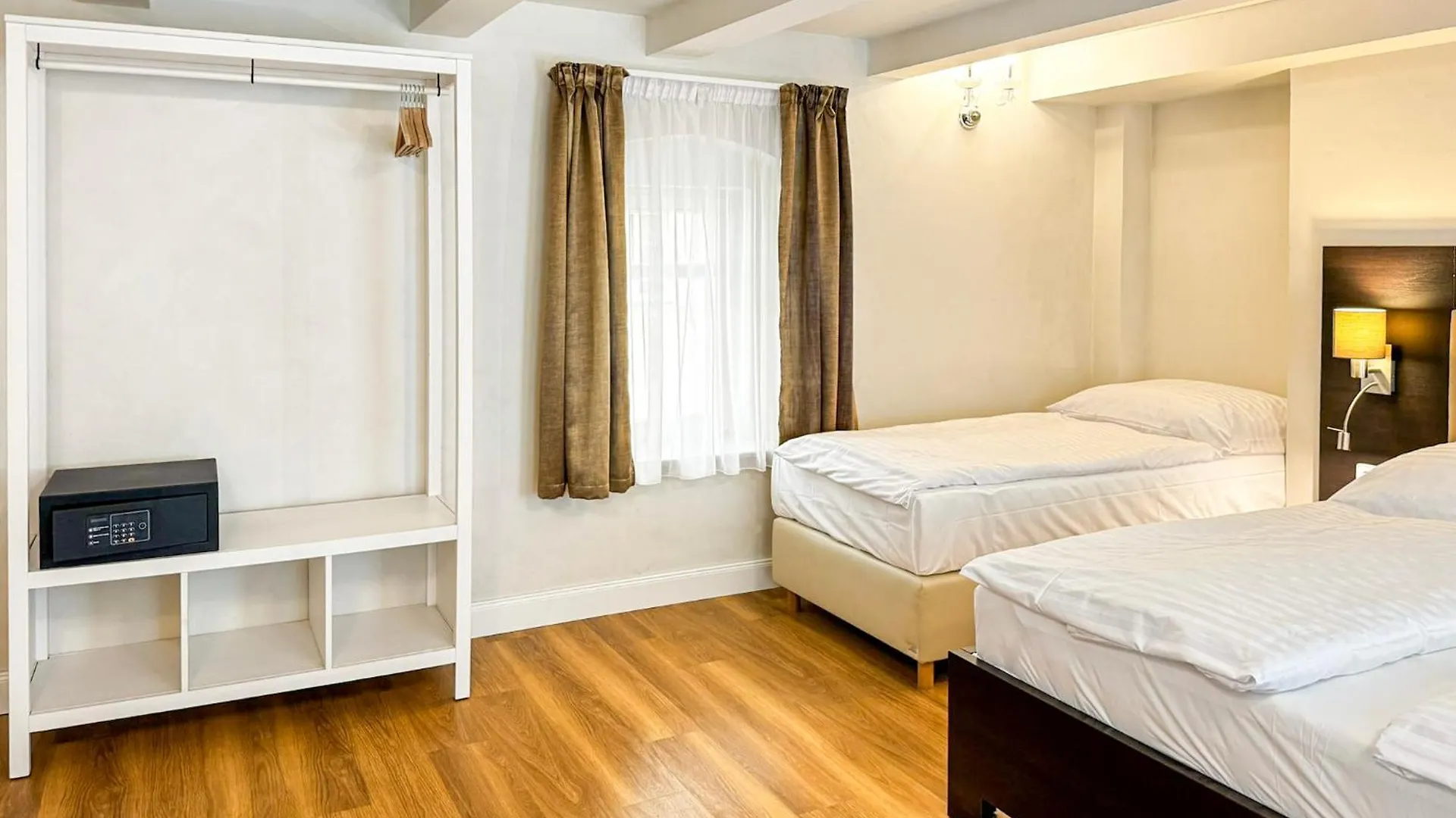 아파트 Residence Le Theatre 마리안스케 라즈네